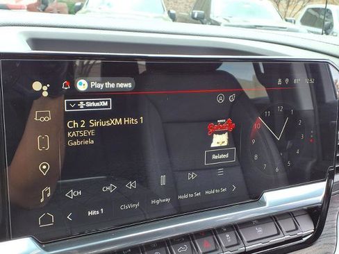 New 2026 GMC Sierra 1500 SLT image 6