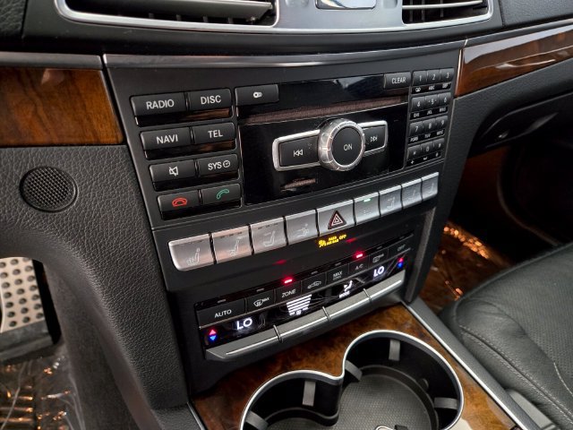 Used 2014 Mercedes-Benz E 550 Cabriolet image 21