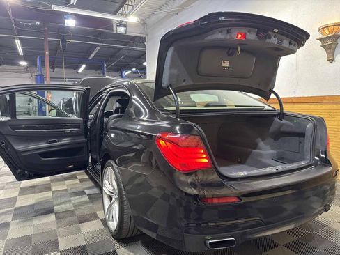 Used 2013 BMW 740Li RWD image 10