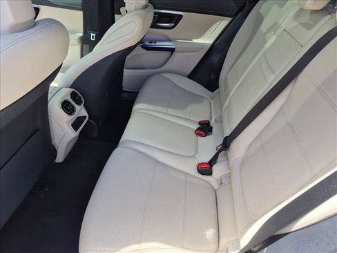 Used 2023 Mercedes-Benz GLC 300 4MATIC image 20