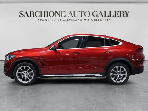 Used 2022 BMW X6 xDrive40i w/ Executive Package AWD/4WD image 14