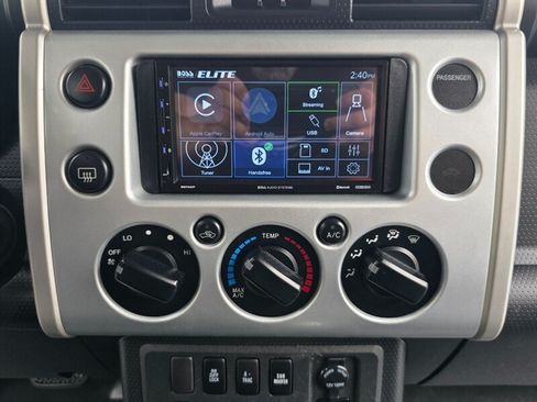 Used 2007 Toyota FJ Cruiser 4WD image 35