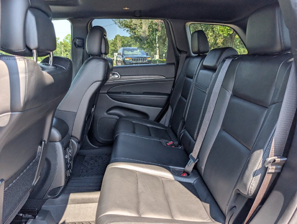 Used 2021 Jeep Grand Cherokee Limited AWD/4WD image 34