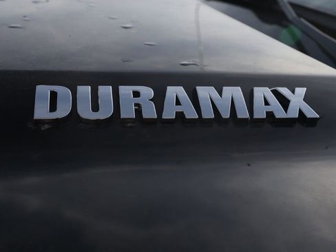 Used 2020 Chevrolet Silverado 1500 High Country w/ Technology Package image 8