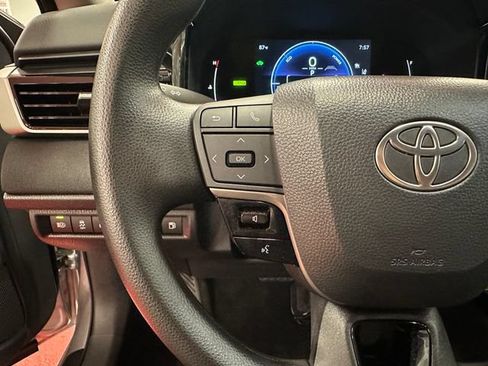 Used 2026 Toyota Camry LE FWD image 20