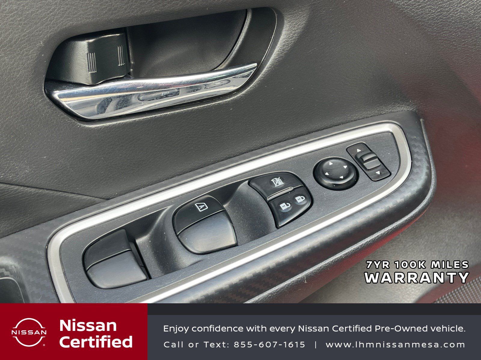 Certified 2025 Nissan Versa SR w/ Trunk Package FWD image 16
