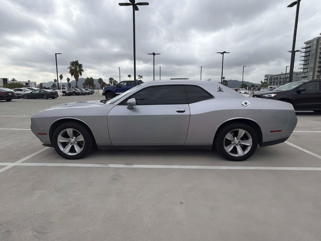 Used 2015 Dodge Challenger SXT w/ Sound Group RWD image 20