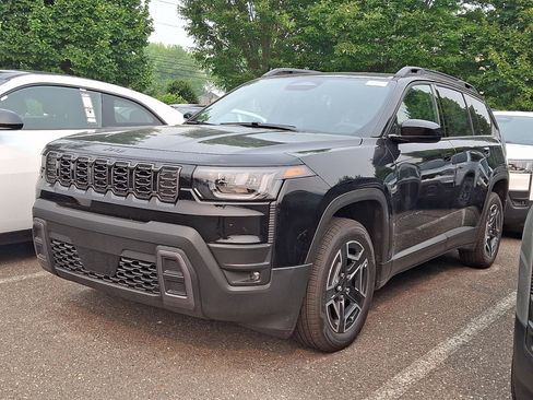 New 2026 Jeep Cherokee Laredo AWD/4WD image 1