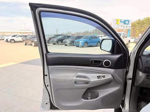 Used 2009 Toyota Tacoma 4x4 Access Cab V6 image 16