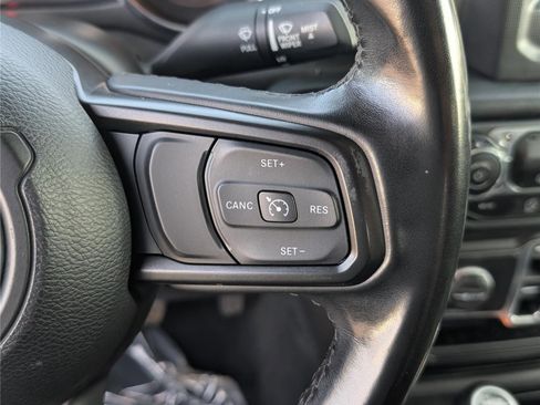 Used 2022 Jeep Gladiator Sport AWD/4WD image 24