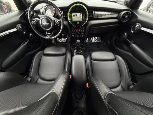 Used 2018 MINI Cooper S FWD image 11