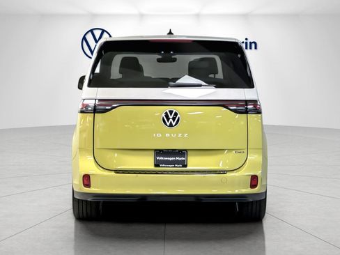 New 2025 Volkswagen ID. Buzz 1st Edition image 4