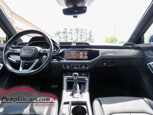 Used 2022 Audi Q3 2.0T Premium Plus w/ Premium Plus Package AWD/4WD image 25