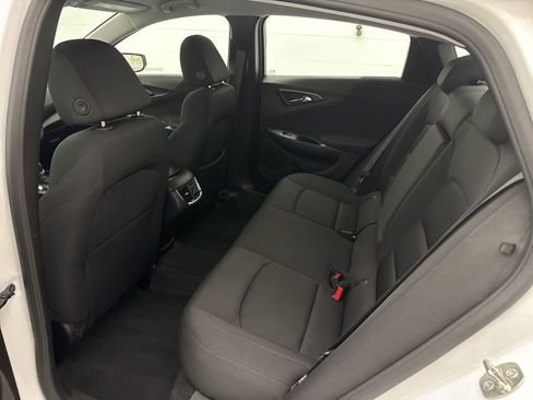 Used 2024 Chevrolet Malibu LT image 30