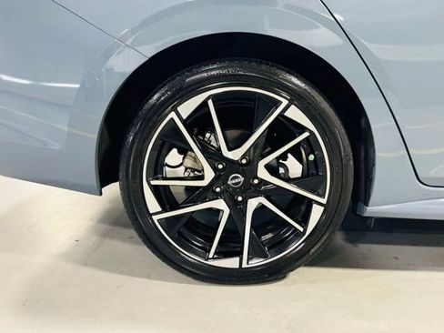 Used 2024 Nissan Sentra SR FWD image 10