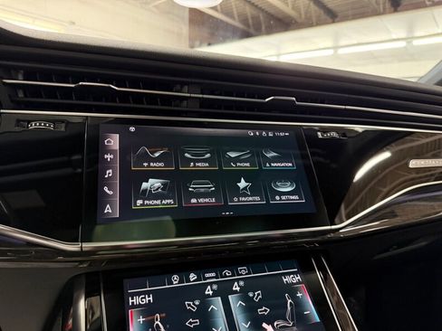 Used 2021 Audi Q7 3.0T Premium Plus w/ Executive Package image 26