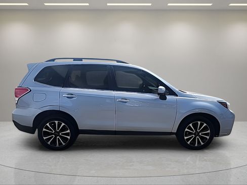 Used 2017 Subaru Forester 2.0XT Premium AWD/4WD image 9