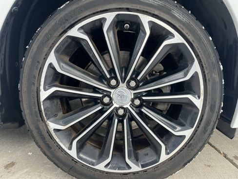 Used 2015 Toyota Corolla S image 2