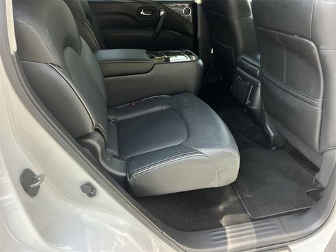 Used 2024 INFINITI QX80 Luxe image 24