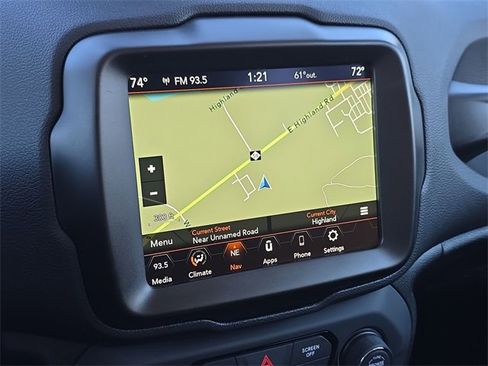 Used 2023 Jeep Renegade Altitude image 18