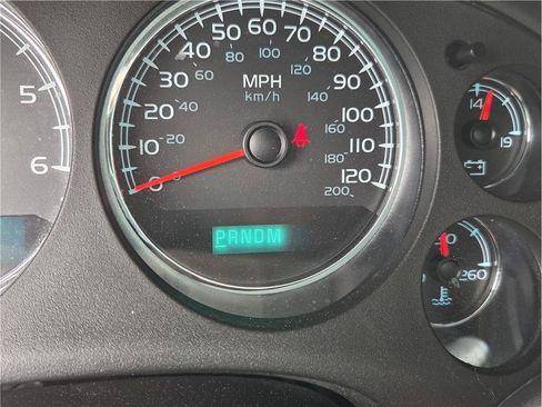 Used 2013 Chevrolet Silverado 1500 LTZ AWD/4WD image 17