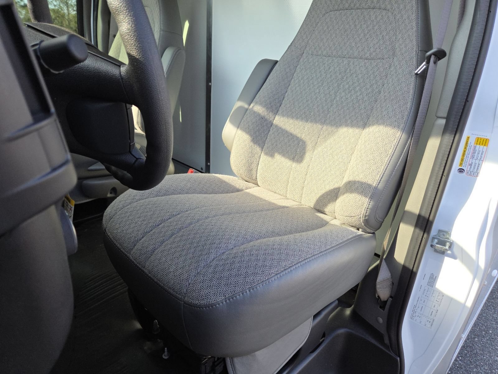New 2025 GMC Savana 3500 w/ Power Convenience Package RWD image 19