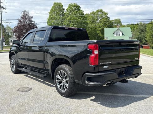 Used 2024 Chevrolet Silverado 1500 RST w/ Z71 Off-Road Package AWD/4WD image 4