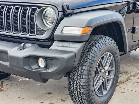 New 2026 Jeep Wrangler Sport AWD/4WD image 9