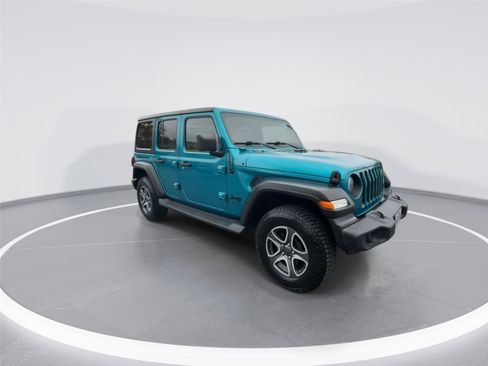 Used 2020 Jeep Wrangler Unlimited Sport image 2
