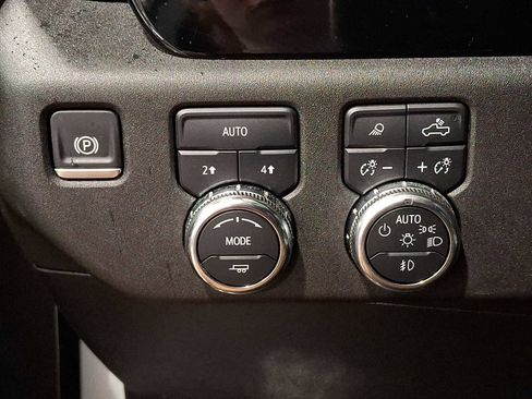 Certified 2025 GMC Sierra 1500 Elevation w/ Elevation Premium Package image 25