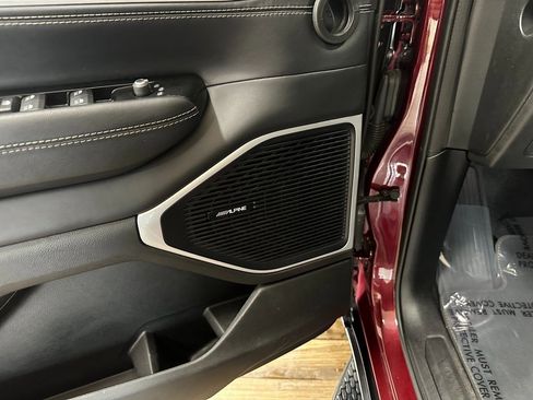 Used 2022 Jeep Wagoneer Series II image 12