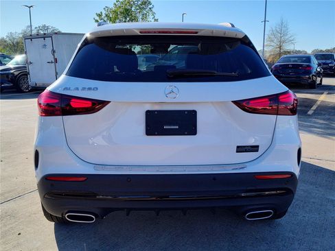 New 2025 Mercedes-Benz GLA 250 image 5