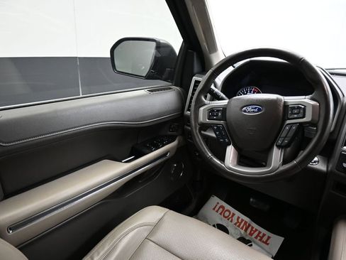 Used 2021 Ford Expedition XLT RWD image 15