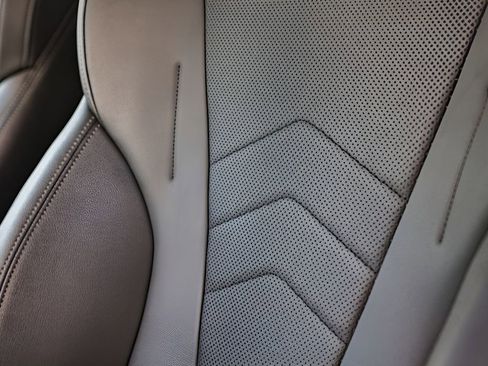 Used 2023 BMW X1 xDrive28i w/ M Sport Package image 30