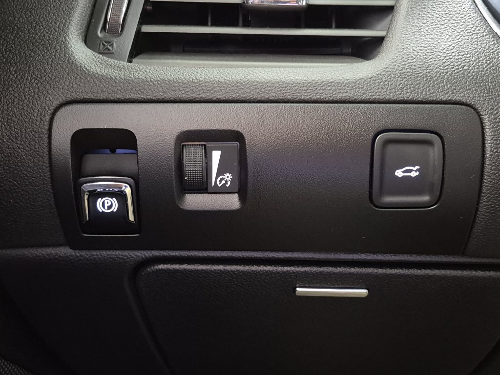 Used 2014 Chevrolet Impala LT FWD image 18
