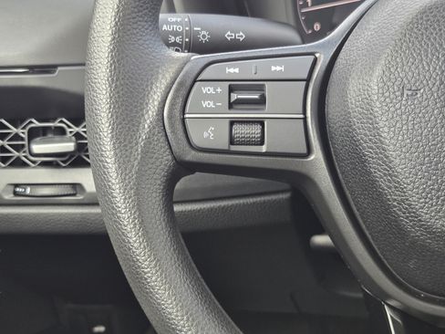 Used 2025 Honda Accord SE image 24
