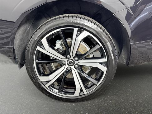Used 2025 Volvo XC60 T8 Ultra w/ Protection Package Premier image 33