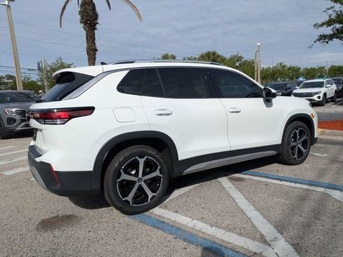 New 2026 Volkswagen Tiguan SE FWD image 6