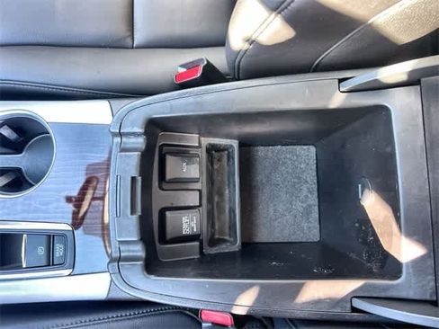 Used 2017 Acura TLX image 27