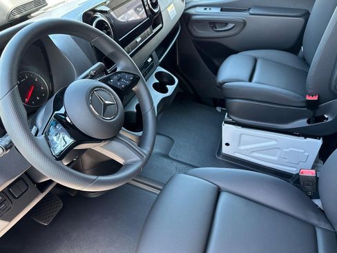 New 2026 Mercedes-Benz Sprinter 2500 image 4