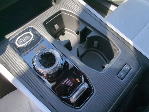 New 2026 Jeep Cherokee Laredo AWD/4WD image 18
