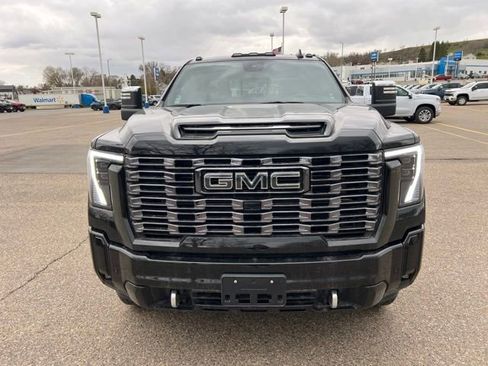 Used 2025 GMC Sierra 2500 Denali Ultimate AWD/4WD image 2