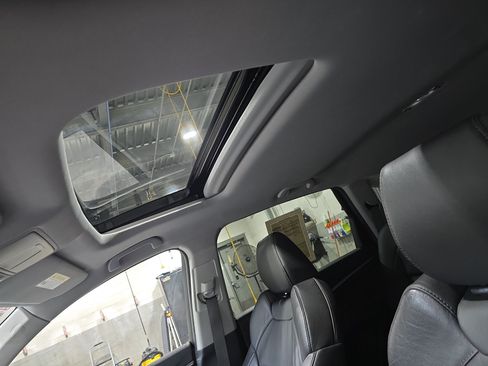 Used 2020 Acura MDX FWD image 28