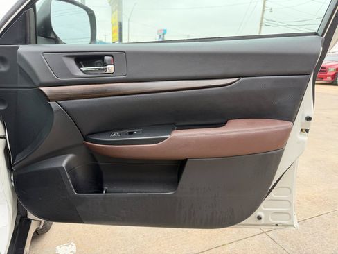 Used 2014 Subaru Outback 3.6R Limited AWD/4WD image 24