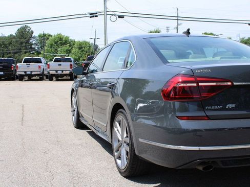 Used 2017 Volkswagen Passat 1.8T R-Line FWD image 30