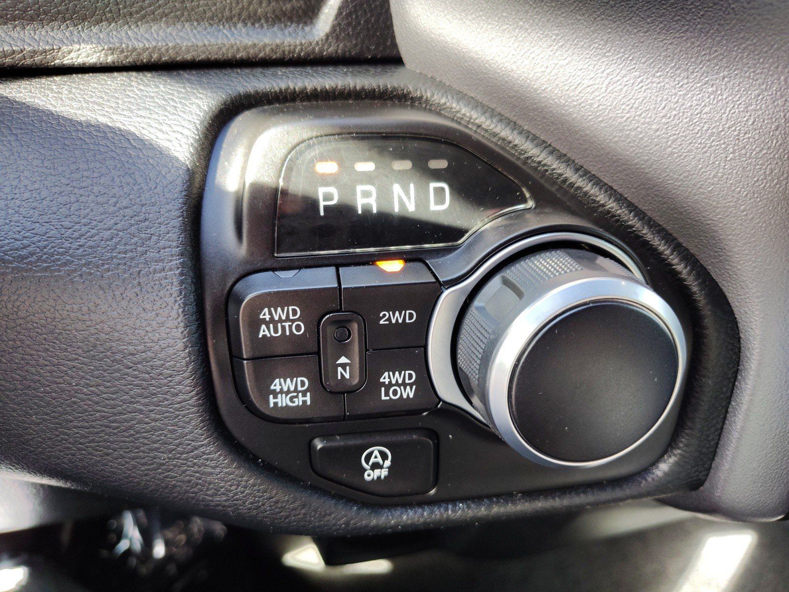Used 2022 RAM 1500 Big Horn AWD/4WD image 23