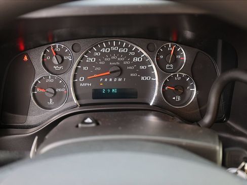 New 2026 Chevrolet Express 3500 w/ Power Convenience Package RWD image 32