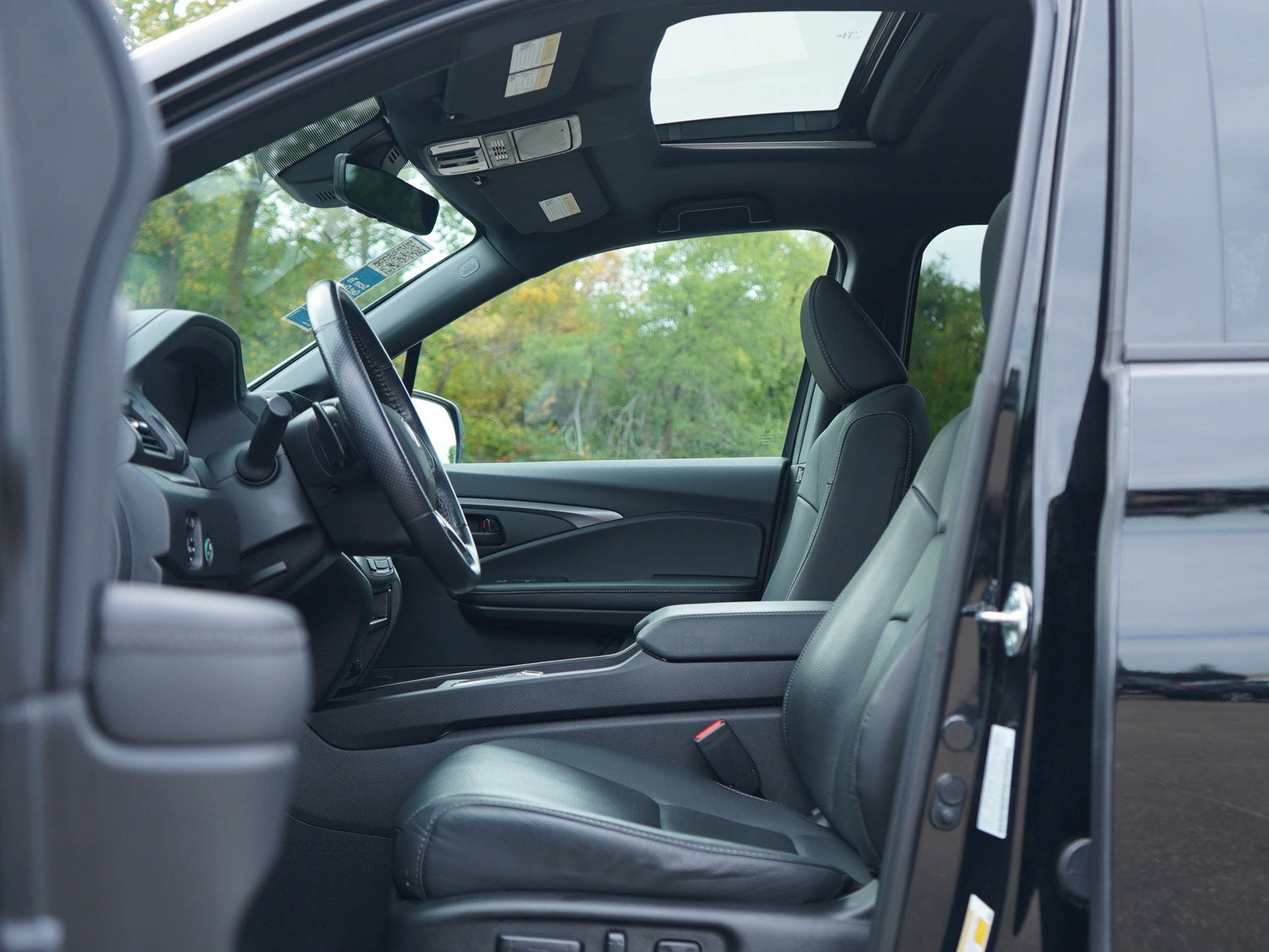Used 2024 Honda Passport EX-L image 23