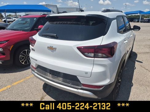 Used 2026 Chevrolet TrailBlazer LT w/ Driver Confidence Package FWD image 11