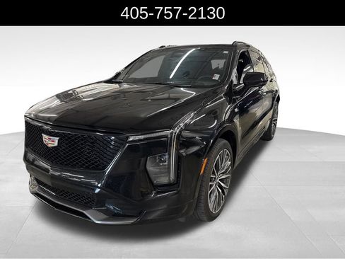Used 2024 Cadillac XT4 Sport FWD image 1